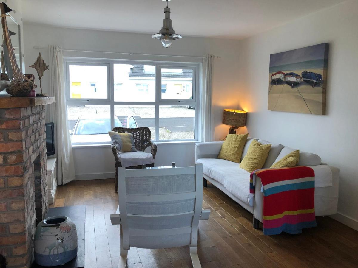 Nanny Willow'S Cottage Portballintrae Exteriör bild